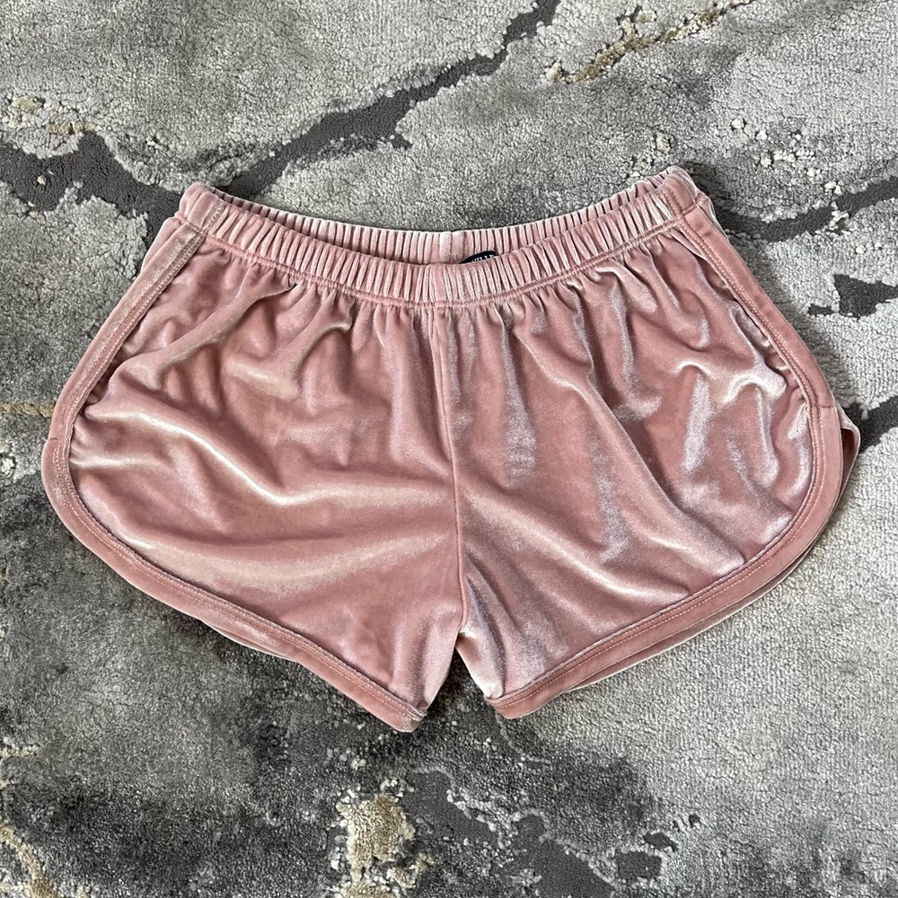 Vintage Brandy Melville y2k baby pink velvet loungewear shorts 🎀